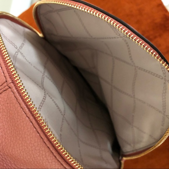 MICHAEL KORS Rhea Zip Medium Backpack - Picture 5 of 8
